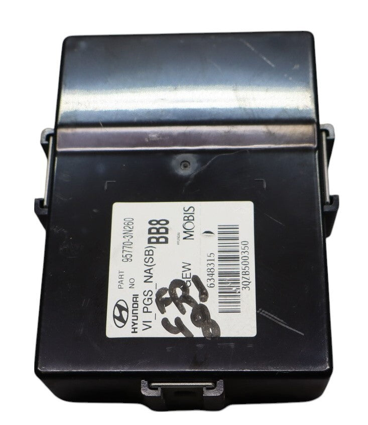 Load image into Gallery viewer, 11-13 Hyundai Equus Rear Camera Park Assist Blind Spot Control Module Oem
