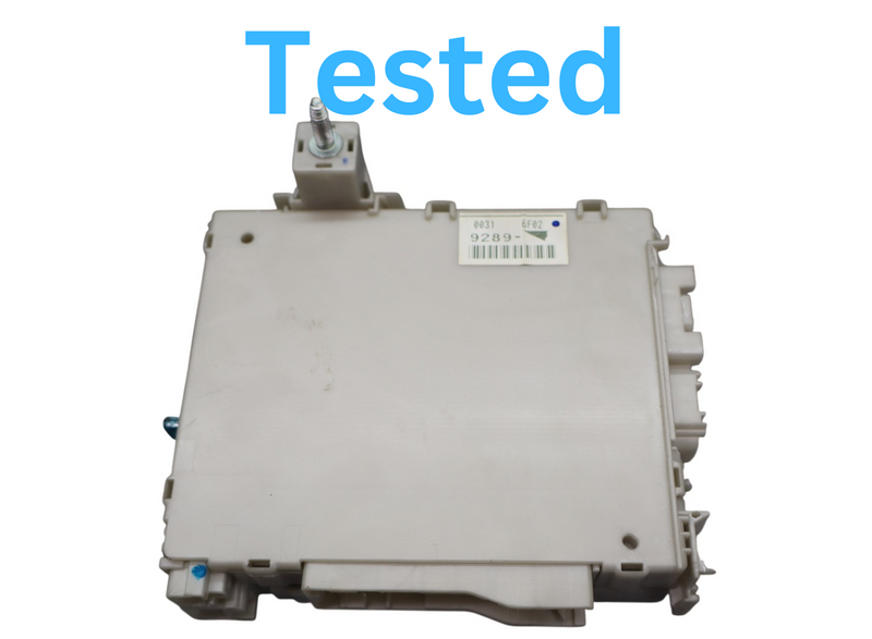 Load image into Gallery viewer, 06-11 Lexus GS350 GS460 Rear Back Fuse Box Junction Block Control Module Oem
