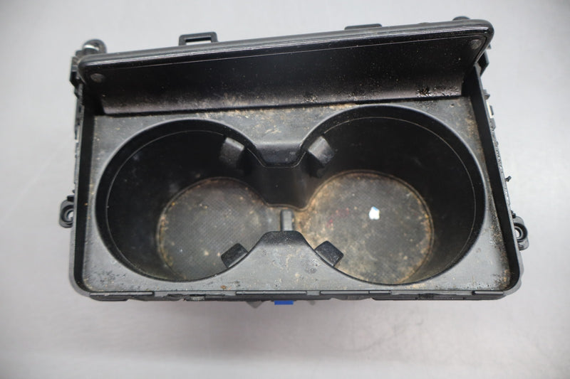 Load image into Gallery viewer, 15-17 Hyundai Genesis G80 Center Console Cup Holder Assembly 84670B1000 Oem
