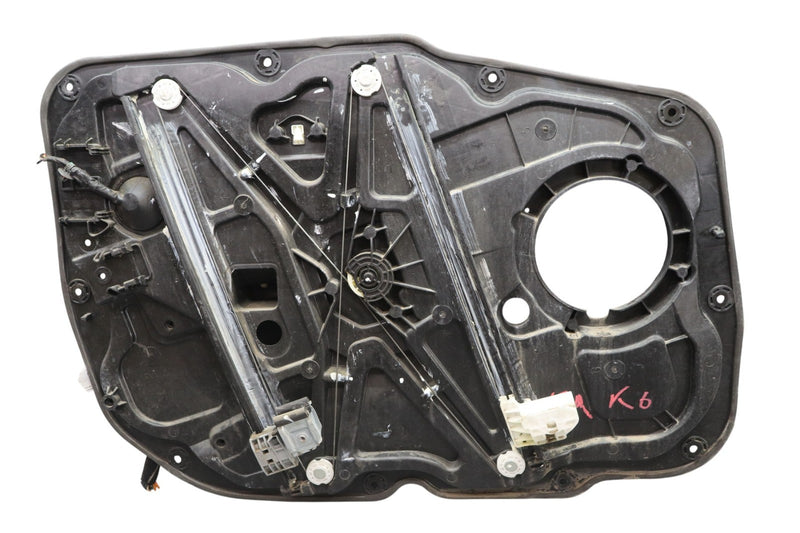 Load image into Gallery viewer, 15-20 Hyundai Genesis G80 Front Right Side Door Window Regulator Panel Black Oem
