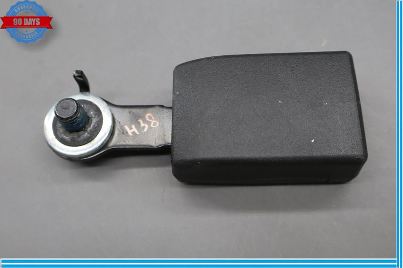 Load image into Gallery viewer, 13-19 Mercedes X166 GL450 ML400 Rear Left Driver Side Seat Belt Buckle Oem
