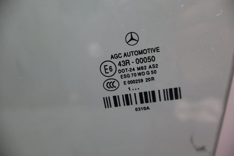 Load image into Gallery viewer, 10-17 Mercedes W207 E350 E550 Front Left Driver Side Door Window Auto Glass Oem
