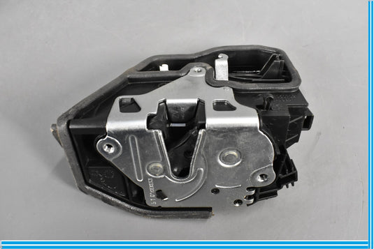 10-18 BMW F10 F01 F02 750i Rear Left Driver Auto Close Door Lock Actuator Oem