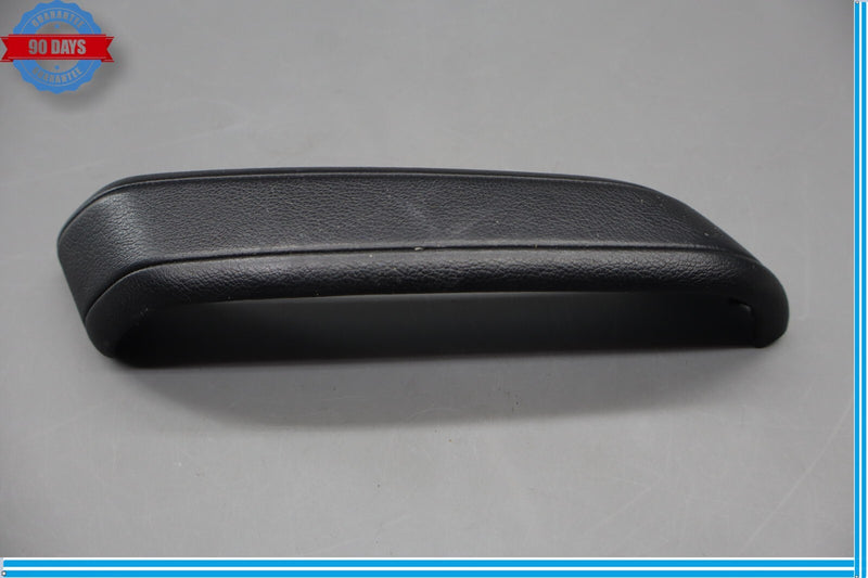 Load image into Gallery viewer, 14-19 Maserati Ghibli Quattroporte Rear Left Side Door Panel Handle Cover Trim
