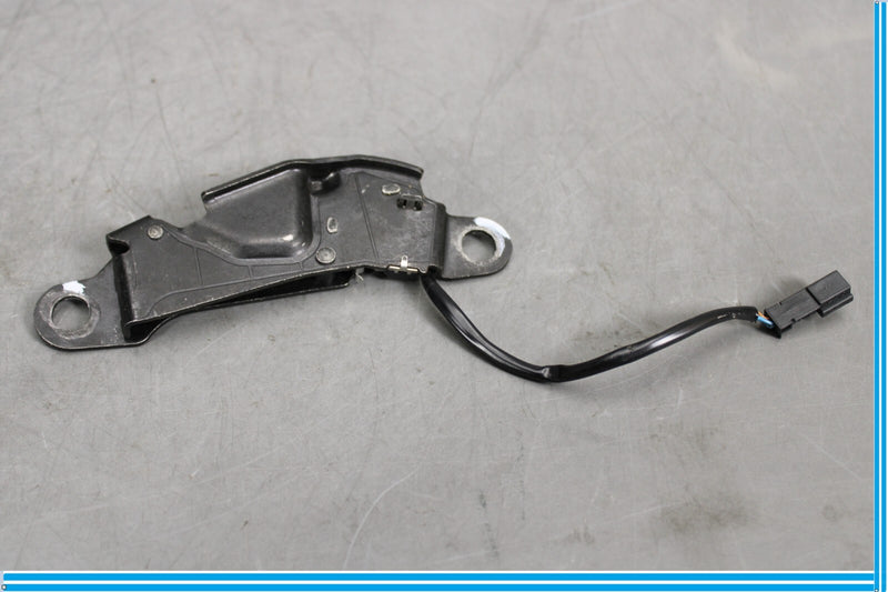 Load image into Gallery viewer, 03-12 Mercedes R230 SL550 Right Side Convertible Roof Top Latch Catch Lock Oem
