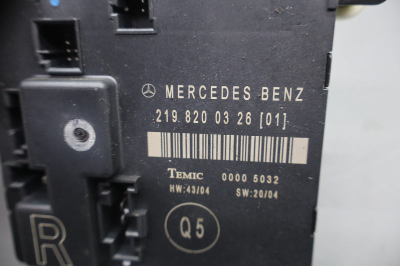 Load image into Gallery viewer, 06-11 Mercedes W219 CLS550 Rear Right Side Door Control Module Unit ECU Oem
