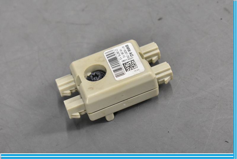 Load image into Gallery viewer, 09-15 BMW 750i 750Li Rear Right Antenna Trap Circuit Module Unit Oem
