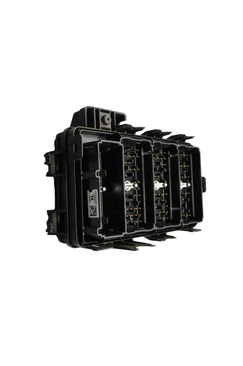 Load image into Gallery viewer, 04-05 Cadillac XLR Convertible Under Hood Relay Fuse Box Assembly 10339549 Oem
