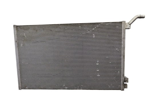 16–21 Jaguar XF X260 2.0L Front Engine Cooling Radiator Assembly GX738K230BB Oem