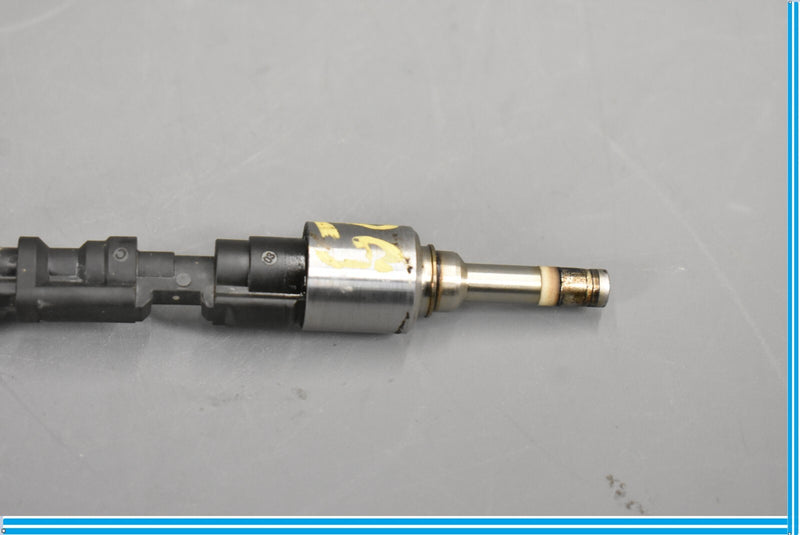 Load image into Gallery viewer, 10-19 Jaguar XJ XJL Range Rover Fuel Injector Only 1 Oem
