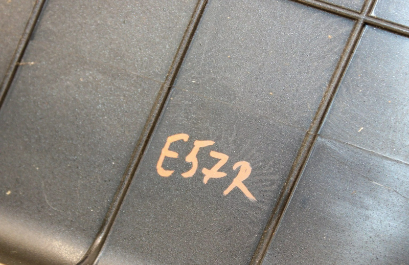 Load image into Gallery viewer, 06-13 Bentley Continental Flying Spur Right Side B Pillar Trim Cover Oem
