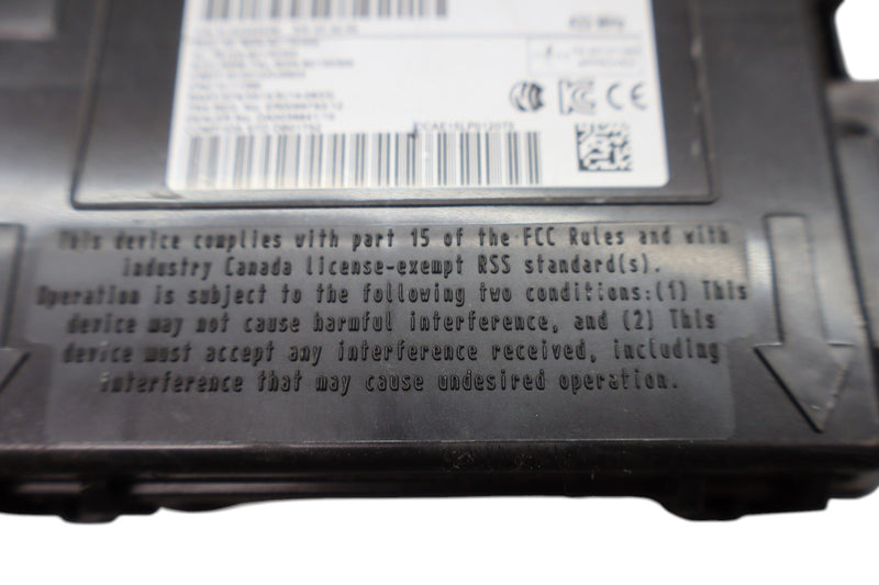 Load image into Gallery viewer, 14-17 Maserati Quattroporte M156 Keyless Entry RF Hub Control Module Unit Oem
