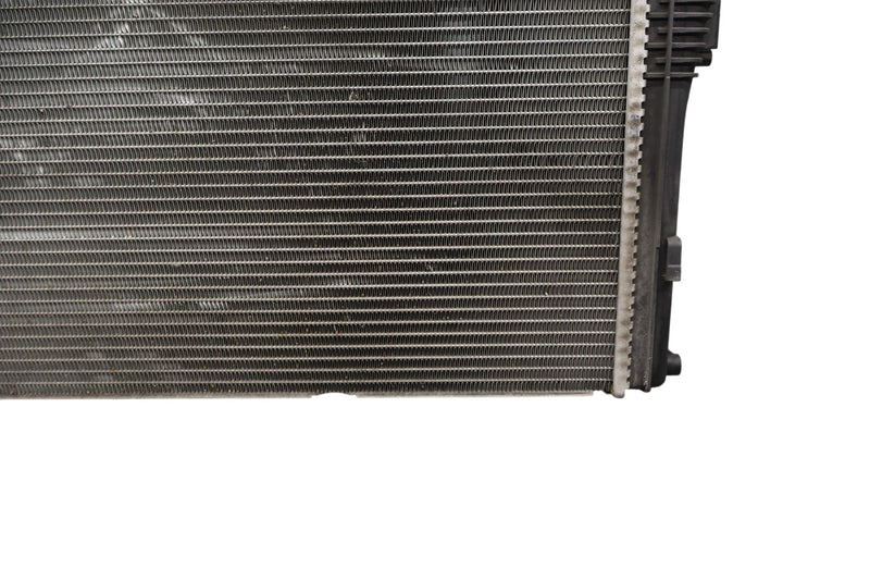 Load image into Gallery viewer, 14-21 BMW i3 i3s I01 REX Front Engine Water Cooling Radiator 17117600520 Oem
