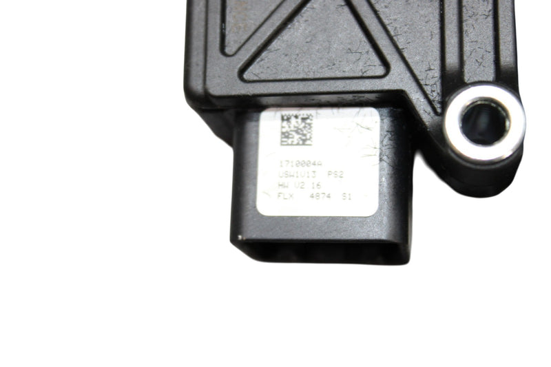 Load image into Gallery viewer, 14-19 Maserati Ghibli Sunroof Moonroof Window Regulator Motor Unit 1710004A Oem
