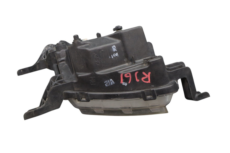 Load image into Gallery viewer, 11-13 Hyundai Equus GLS Front Right Passenger Side Fog Light Foglight Lamp Oem
