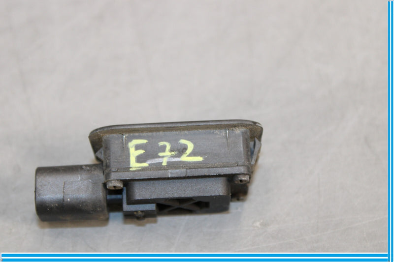 Load image into Gallery viewer, 09-15 Jaguar XF XFR Rear Tailgate Back Door Trunk Release Open Switch Oem
