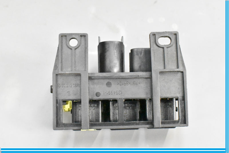 Load image into Gallery viewer, 00-06 Mercedes S500 CL500 CL55 AMG W215 W220 Front Relay Fuse Box 2205450301 Oem
