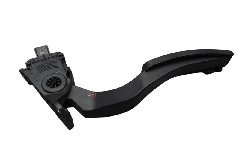 Load image into Gallery viewer, 14‑21 Maserati Ghibli Accelerator Throttle Gas Pedal 04861714AF Oem
