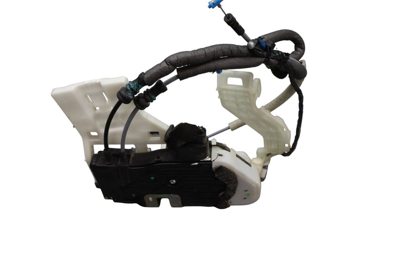 Load image into Gallery viewer, 15-20 Hyundai Genesis G80 Front Right Side Door Lock Latch Actuator Motor Oem
