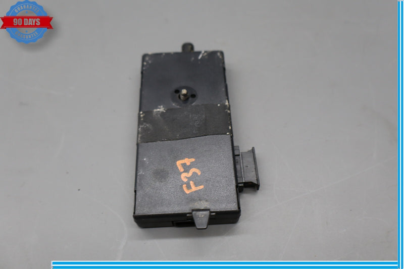Load image into Gallery viewer, 12-15 BMW F30 328i 320i Radio Stereo Trap Antenna Amplifier Diversity Module Oem
