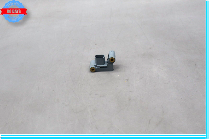 Load image into Gallery viewer, 09-16 BMW 750i 750Li Right or Left Door Sensor Oem
