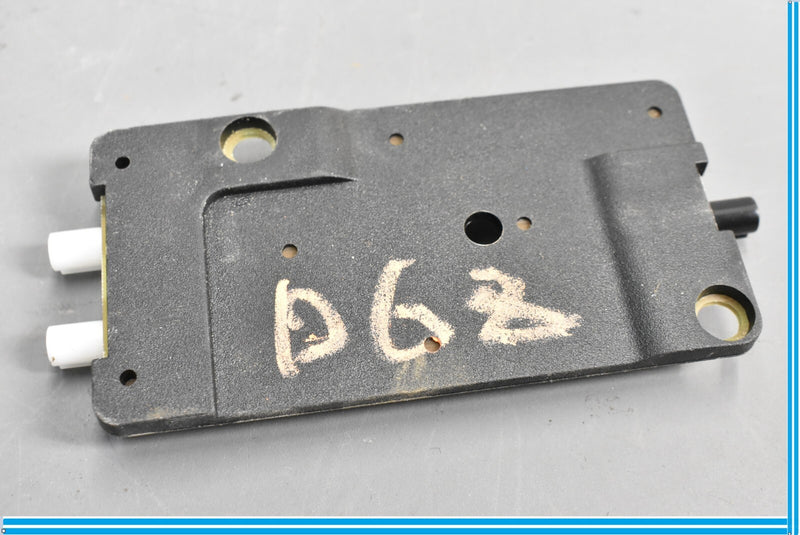 Load image into Gallery viewer, 03-11 Mercedes CLS550 E350 SLK350 Antenna Radio Amplifier Booster Module Oem
