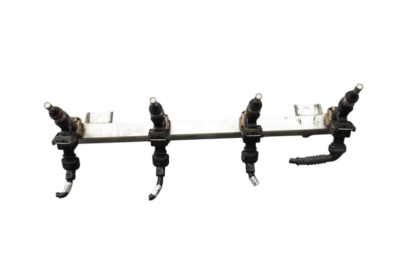 Load image into Gallery viewer, 03-19 Maserati Quattroporte Left Side Fuel Injection Rail Line W/ Injectors Oem
