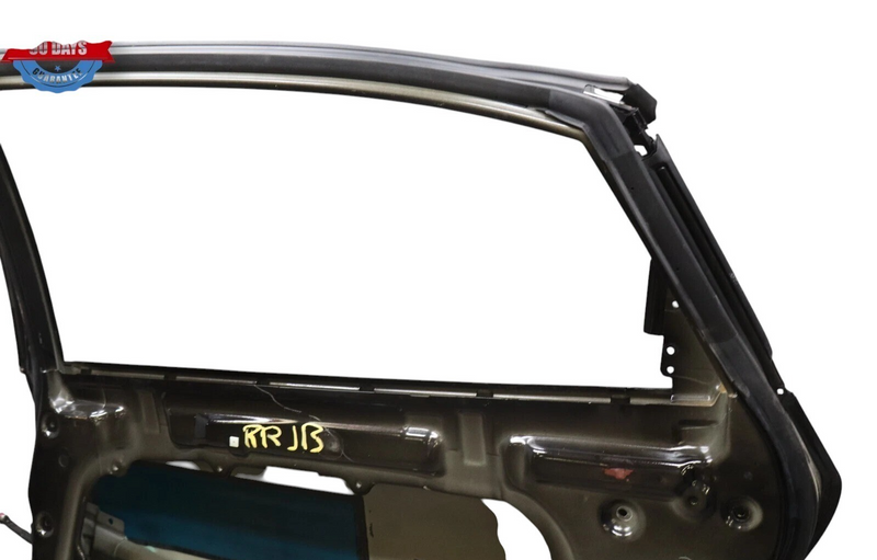 Load image into Gallery viewer, 11-16 Hyundai Equus Rear Right Passenger Side Door Shell Panel 77004-3N000 Oem
