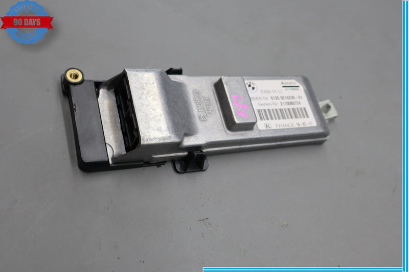 Load image into Gallery viewer, 09-15 BMW 750Li F01 F02 Front Left Seat Belt Retractor Control Module Oem
