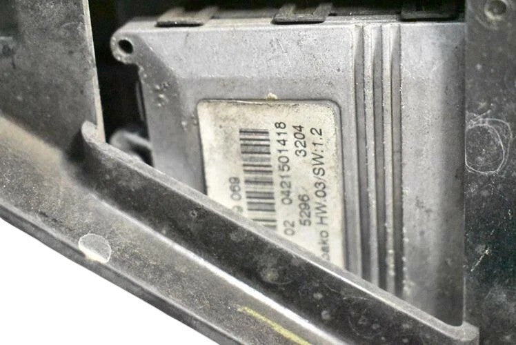 Load image into Gallery viewer, 04-06 BMW X5 E53 Xenon Front Left Side Headlight Headlamp Assy 63117166799 Oem
