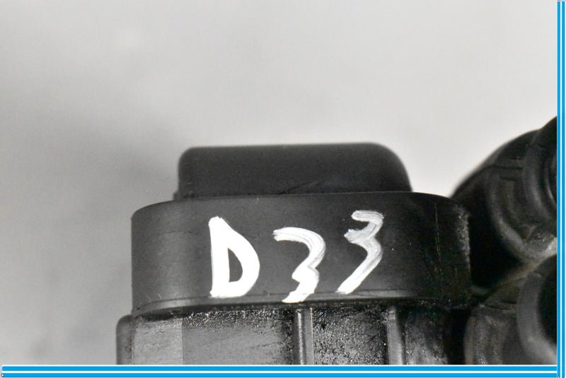 Load image into Gallery viewer, 00-06 Mercedes S430 S500 SL500 CL500 CL55 AMG W215 Ignition Coil 0001587803 Oem
