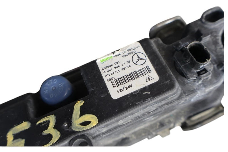 Load image into Gallery viewer, 10-13 Mercedes S400 S550 Left Side LED Daytime Running Light Fog Lamp Oem
