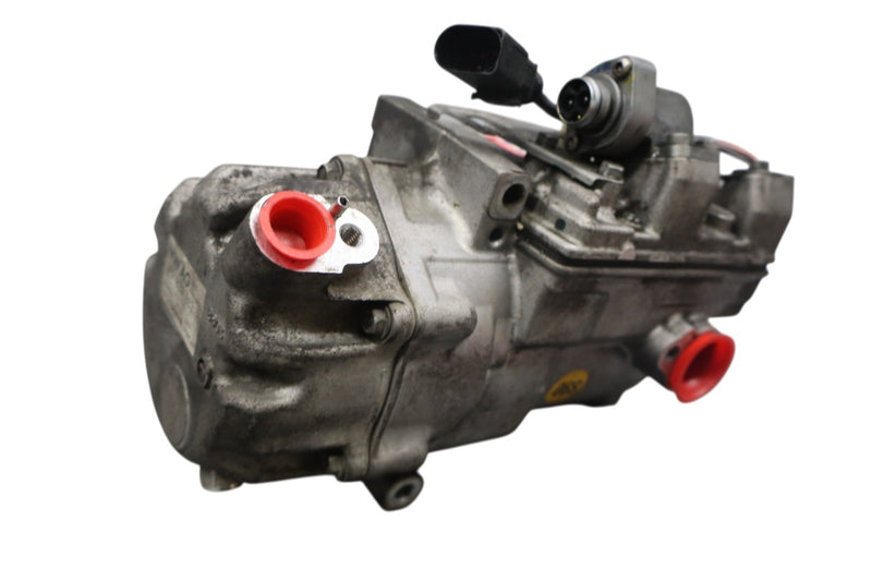 Load image into Gallery viewer, 11-17  Volkswagen Touareg A/C AC Air Conditioning Compressor Pump 7P0820803 Oem
