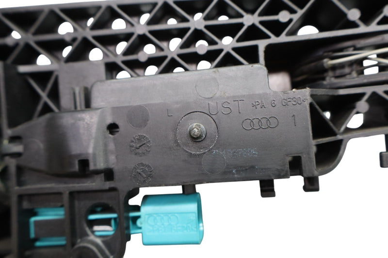 Load image into Gallery viewer, 12-18 Audi A7 Quattro Front Left Driver Side Exterior Door Handle 4H1837885 Oem
