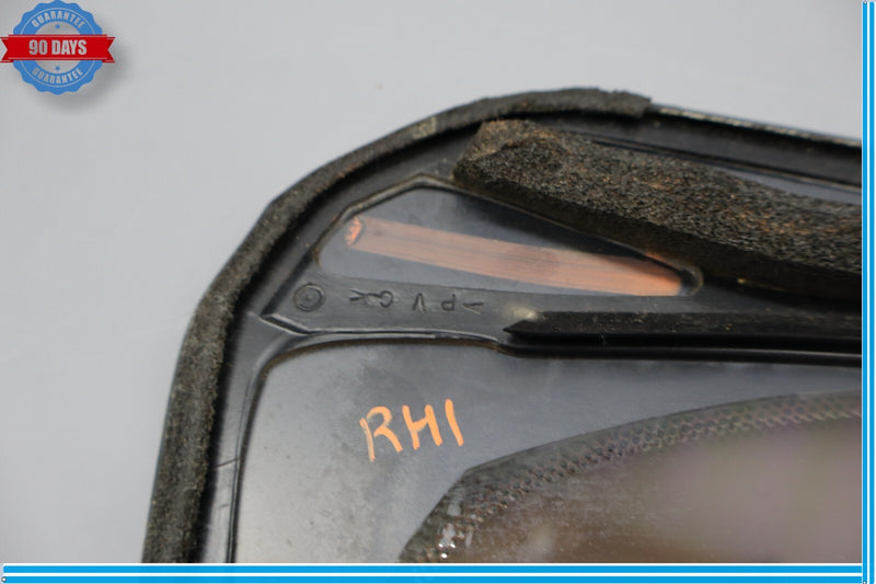 Load image into Gallery viewer, 07-17 Lexus XF40 LS460 Rear Right Passenger Door Corner Quarter Window Glass Oem
