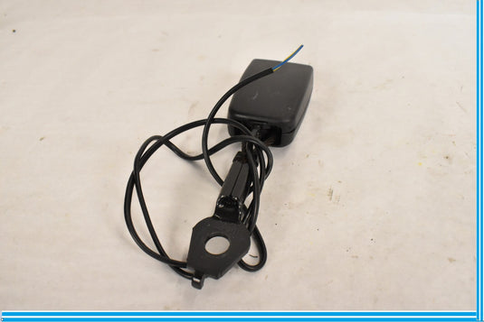 08-15 MERCEDES C230 C250 C300 C350 C63 W204 LEFT DRIVER SEATBELT RECEIVER BLACK