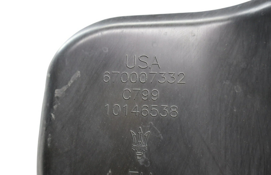 14-22 Maserati Quattroporte Front Bumper Radiator Air Duct Black 670007332 Oem