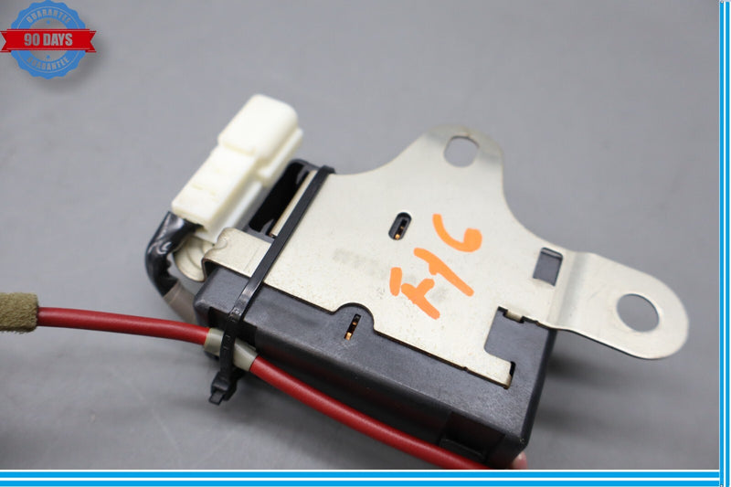 Load image into Gallery viewer, 07-09 Lexus LS460 Radio Receiver Noise Filter Unit 90980-05373 Oem
