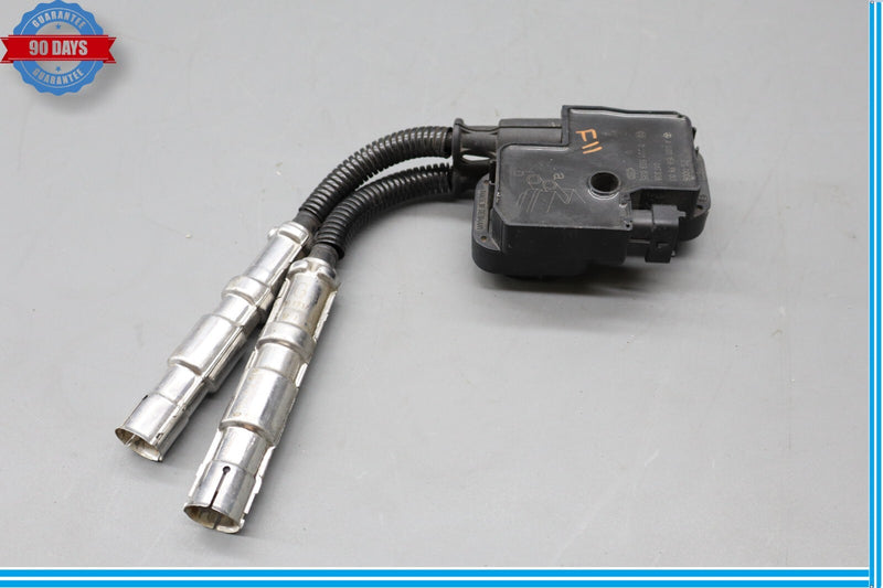 Load image into Gallery viewer, 03-06 Mercedes R230 SL500 Engine Ignition Coil Pack A0001587803 Oem

