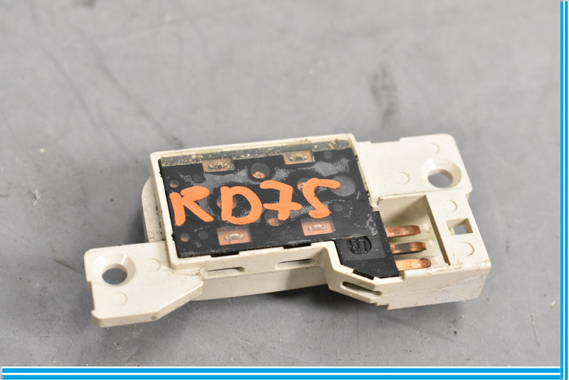 Load image into Gallery viewer, 02-10 Lexus SC430 Front Right Passenger Power Seat Lumbar Control Switch Oem
