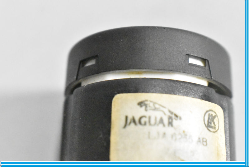 Load image into Gallery viewer, 97-06 Jaguar XK8 XKR Fuel Gas Door Trunk Release Switch LJA6255AB Oem

