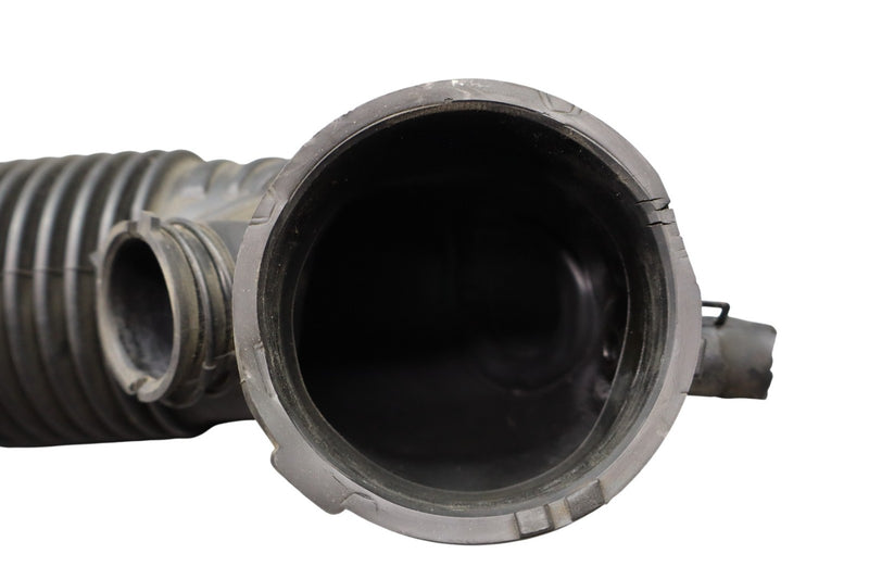 Load image into Gallery viewer, 12-16 Hyundai Equus Genesis Hose Assembly Air Intake Black 281303M500 Oem
