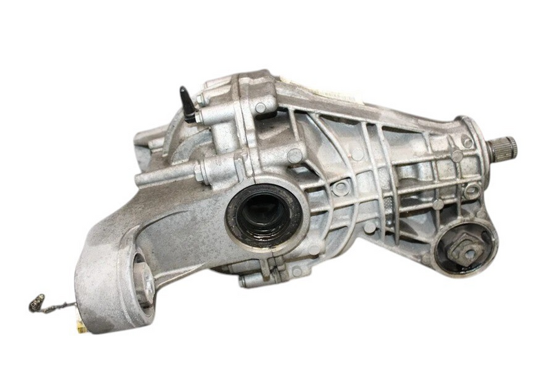 Load image into Gallery viewer, 11-16 Volkswagen Touareg VW Rear Axle Differential Carrier Diff Assembly Oem

