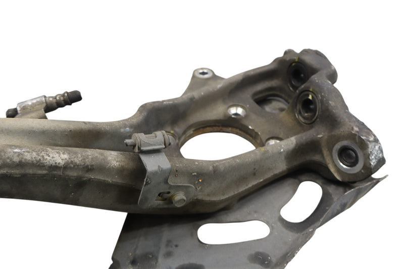 Load image into Gallery viewer, 15-20 Hyundai Genesis G80 Front Right Passenger Side Spindle Knuckle Hub Oem
