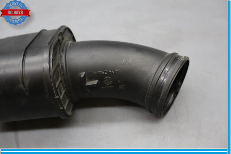 Load image into Gallery viewer, 12-16 BMW 528i 528i xDrive F10 Air Cleaner Intake Silencer Duct 13717612094 Oem
