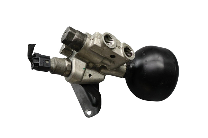 Load image into Gallery viewer, 00-06 Mercedes SL500 Pressure Relief Valve ABC Hydraulic Suspension A2203270231
