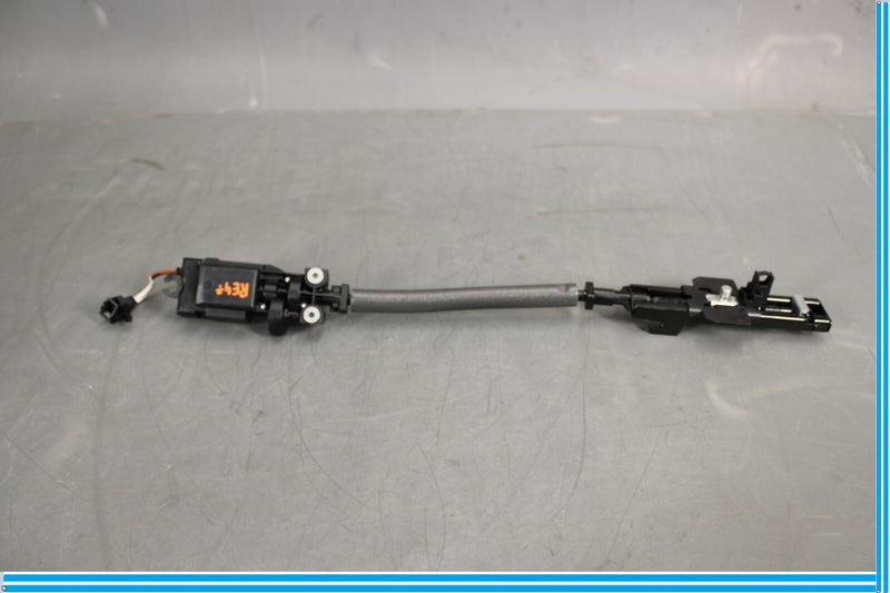 Load image into Gallery viewer, 11-18 Audi A8 Front Right Passenger Side Seat Belt Height Adjuster Motor Oem
