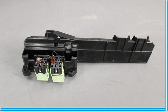 04-05 BMW 645Ci Front Power Distribution Power Relay Box Oem