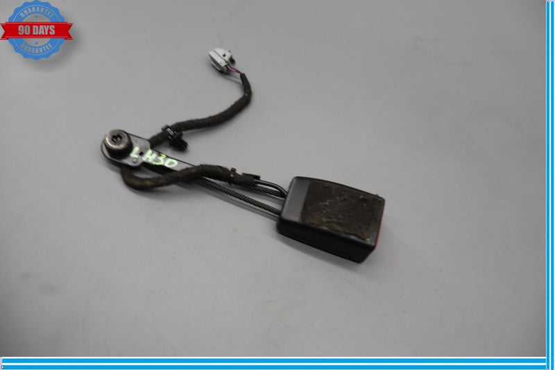 Load image into Gallery viewer, 14-19 Maserati Ghibli Front Left Driver Side Seat Belt Buckle 670016905 Oem
