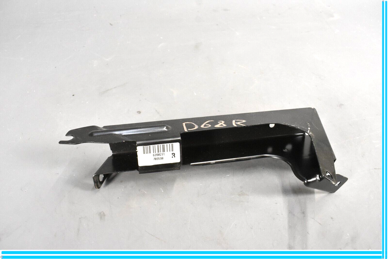 Load image into Gallery viewer, 05-11 Mercedes SLK280 SLK350 Rear Right Side Quarter Panel Mount Bracket Oem
